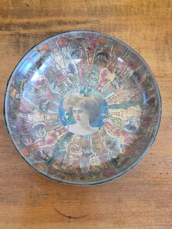 Hand made Other - Vintage Early 1900s Cigar Band Decoupage Glass Bowl